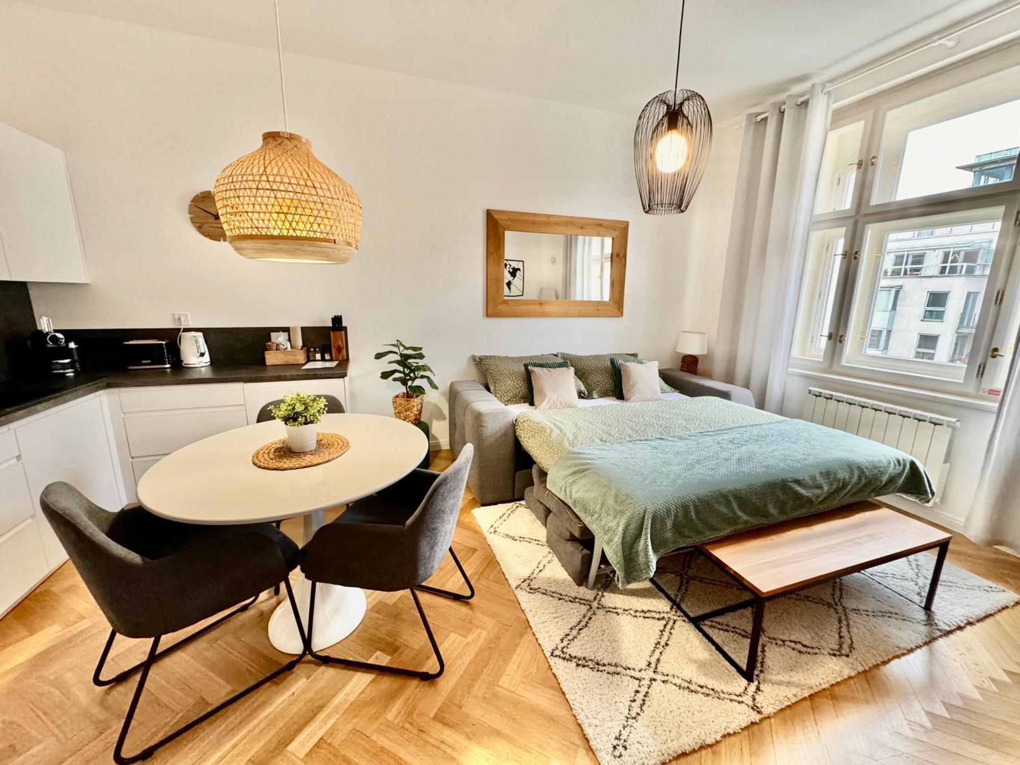 Apartment Esmoa - Ovenecka, 7 - Plne Vybaven *